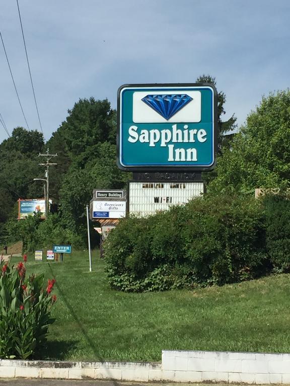 A Sapphire Inn Franklin Εξωτερικό φωτογραφία