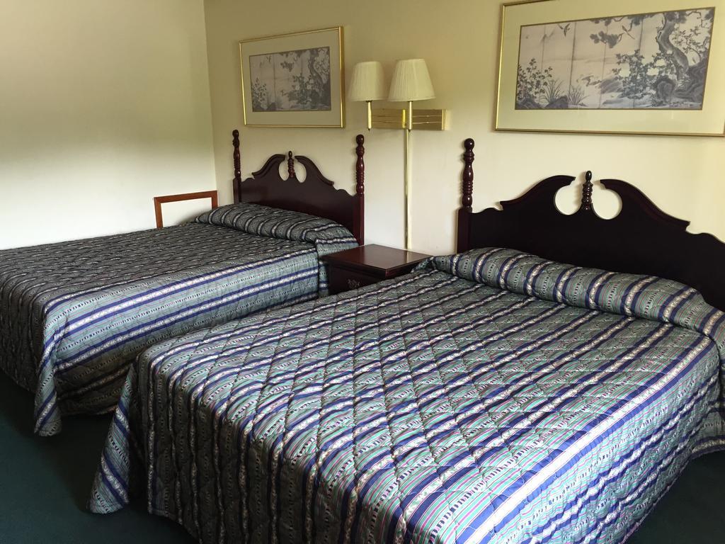 A Sapphire Inn Franklin Δωμάτιο φωτογραφία