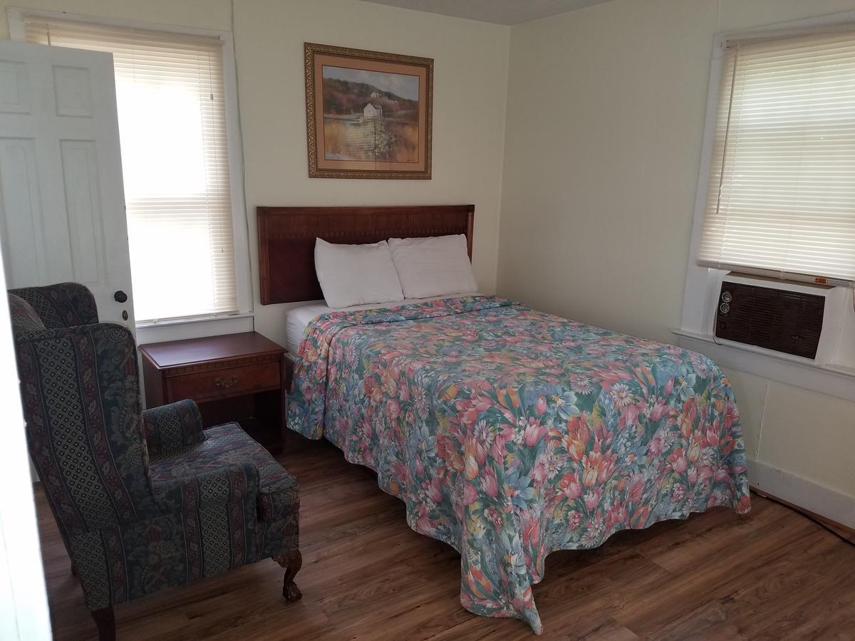 A Sapphire Inn Franklin Εξωτερικό φωτογραφία