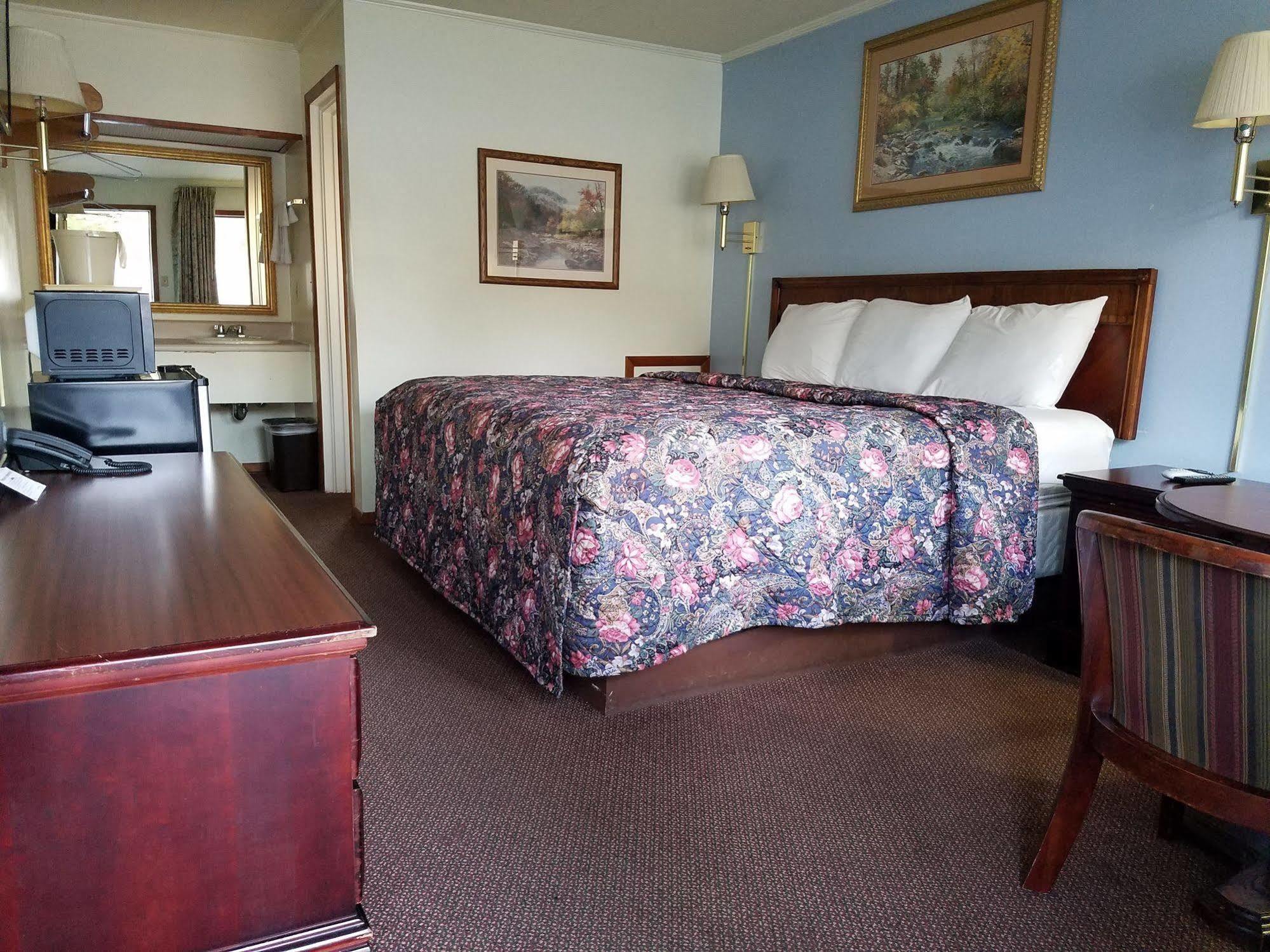 A Sapphire Inn Franklin Εξωτερικό φωτογραφία