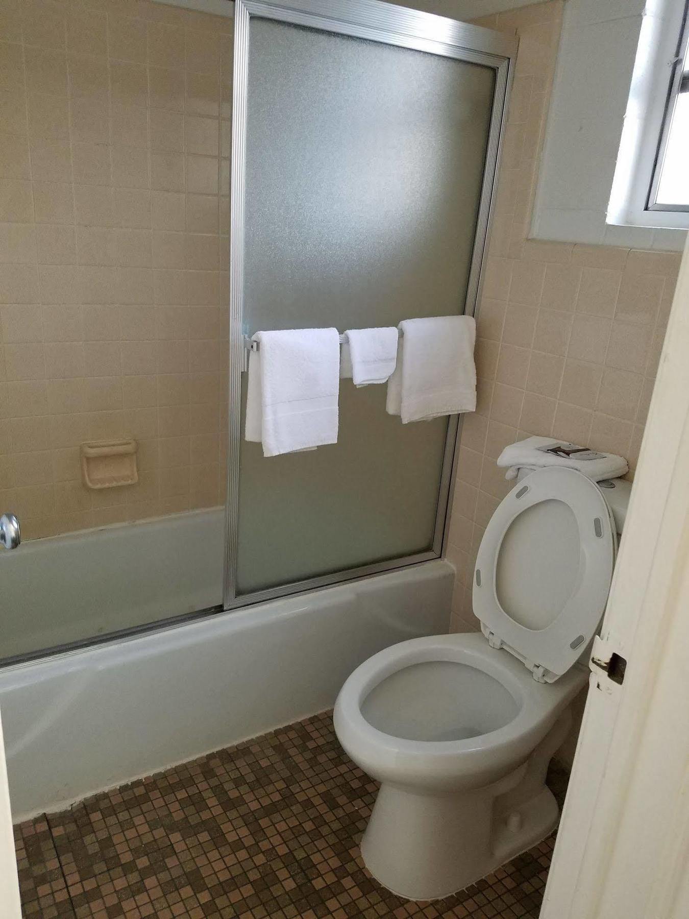 A Sapphire Inn Franklin Εξωτερικό φωτογραφία