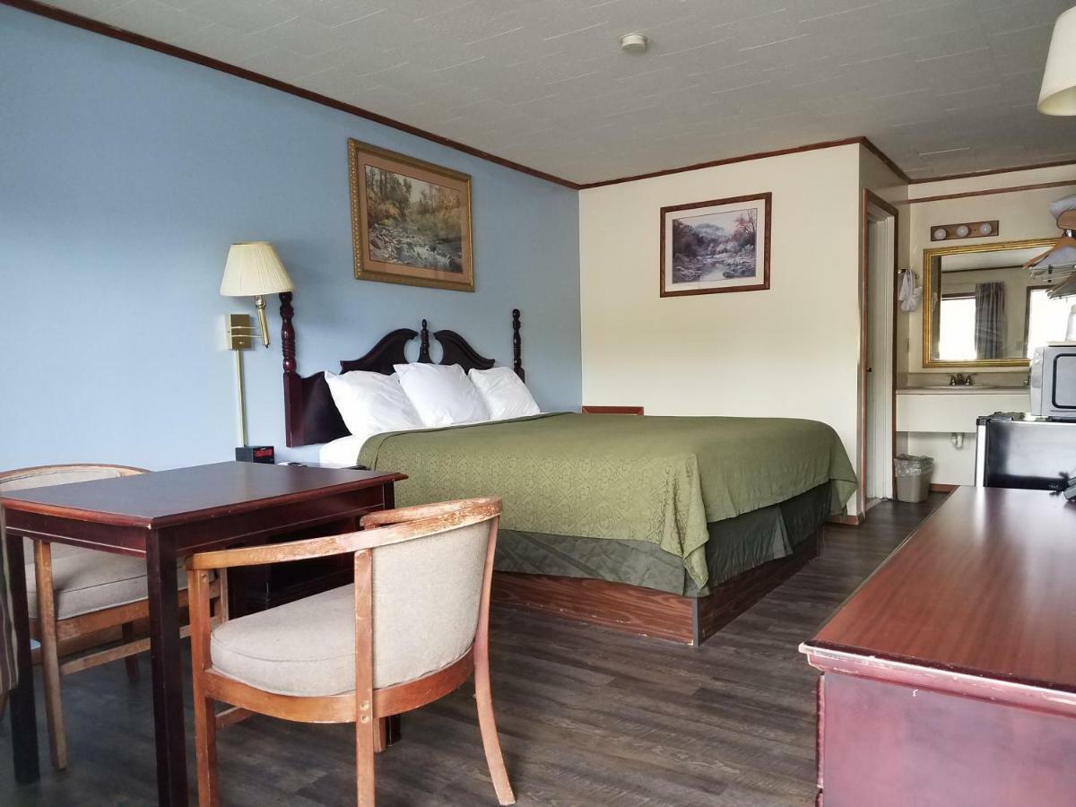 A Sapphire Inn Franklin Εξωτερικό φωτογραφία