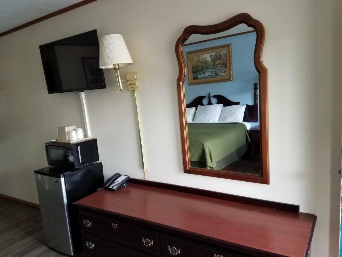 A Sapphire Inn Franklin Εξωτερικό φωτογραφία